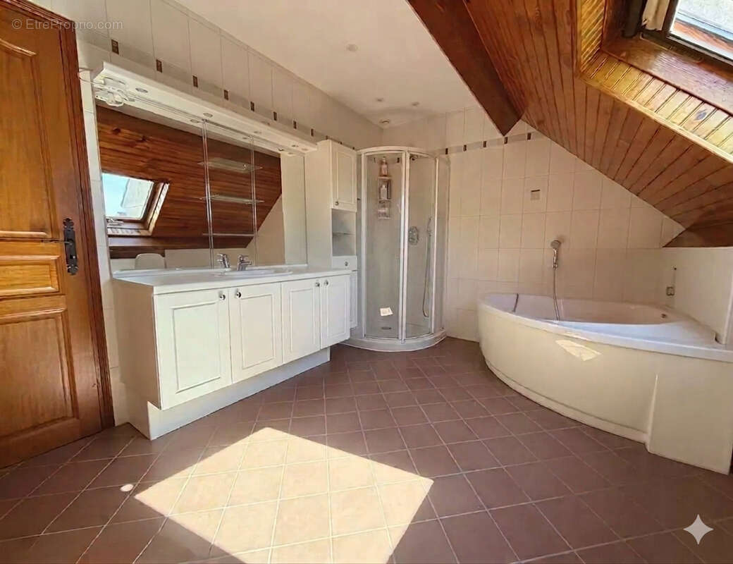Maison Familiale 130m2 - Tremblay-en-France - photo 12