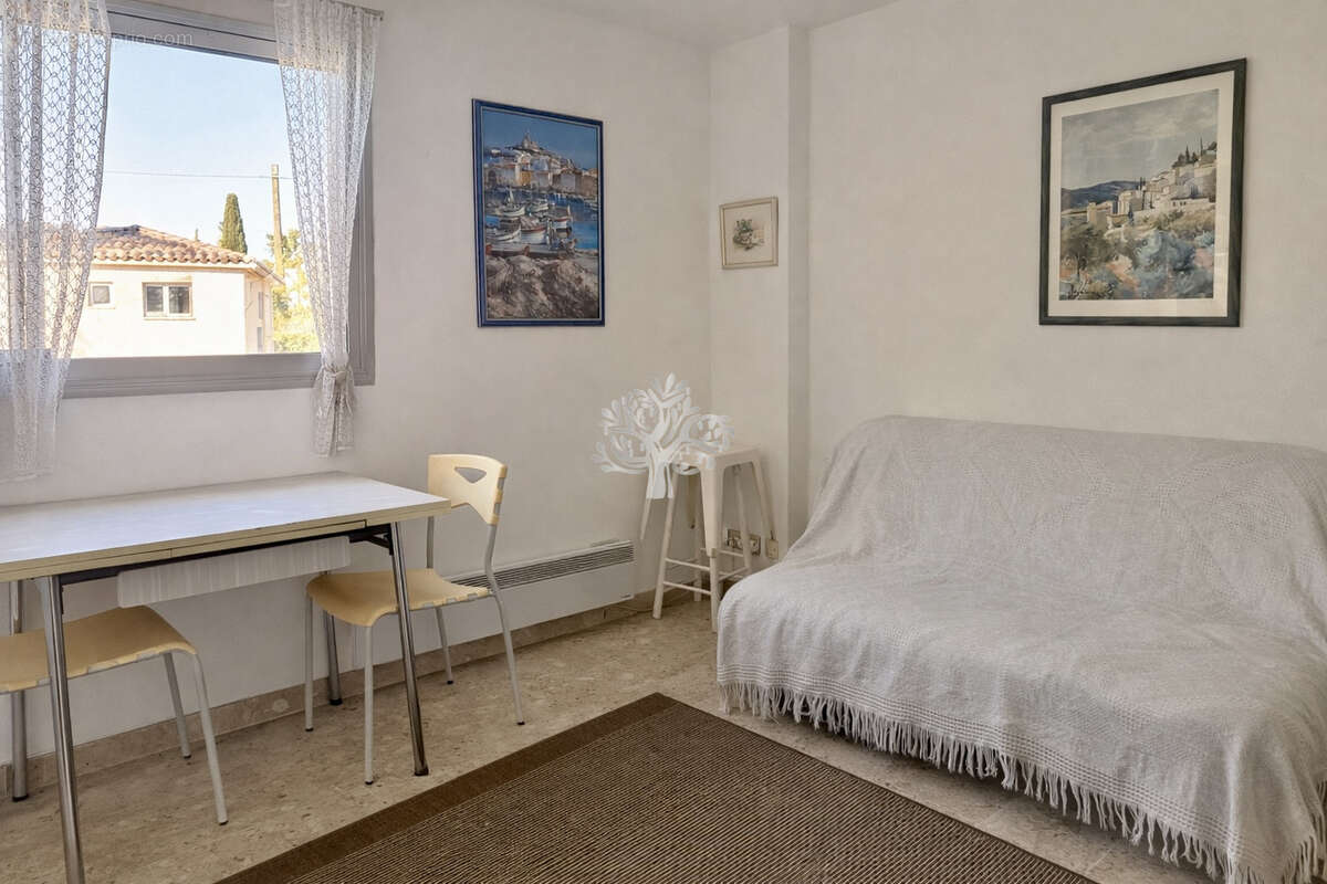 Appartement à SANARY-SUR-MER