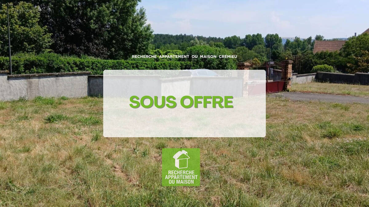 Terrain à CREMIEU