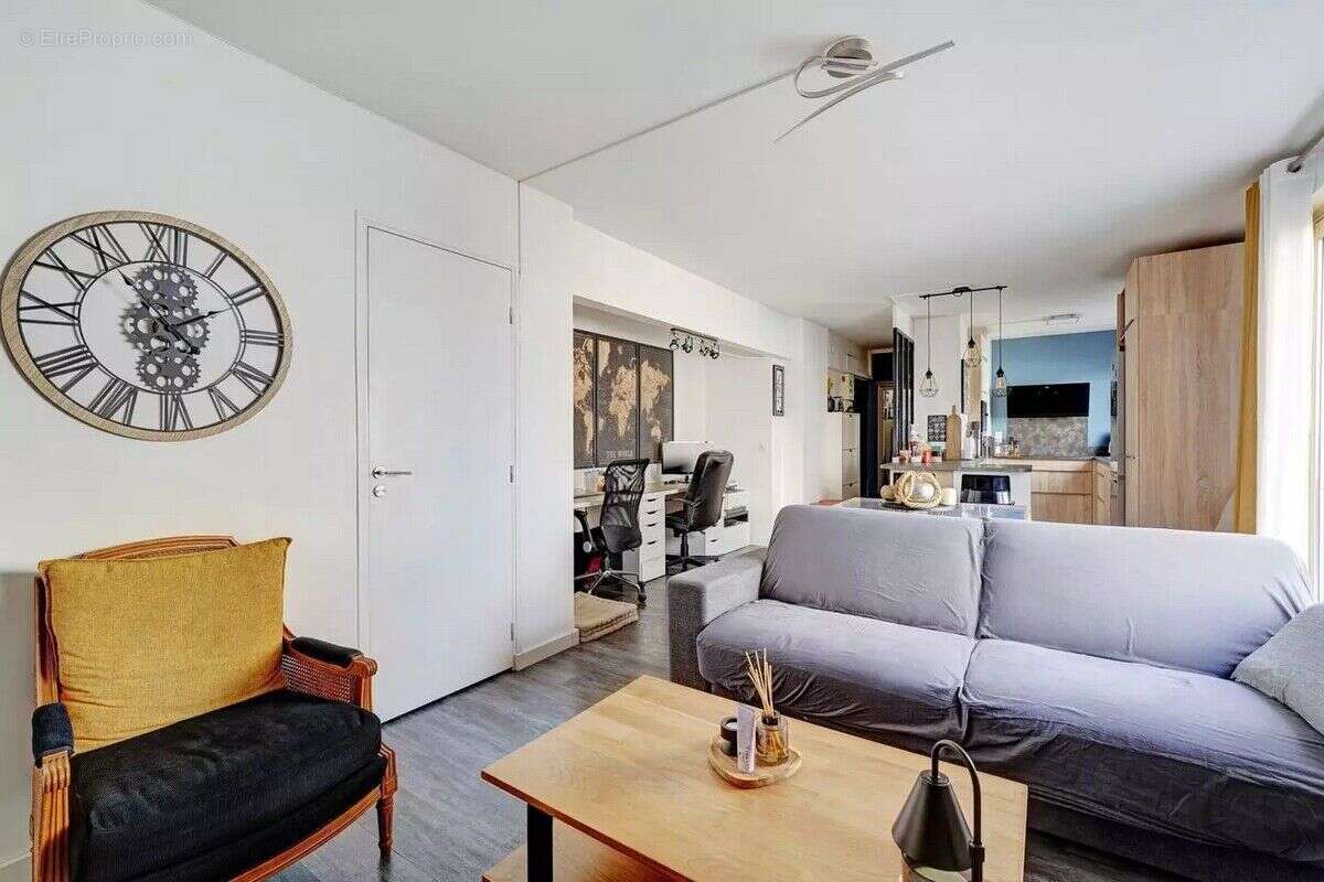 Photo 2 - Appartement à PARIS-15E