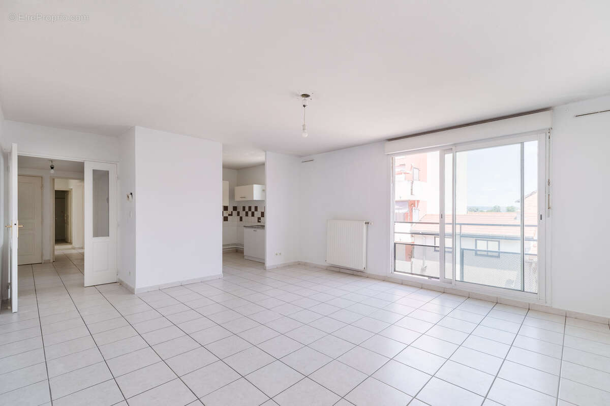 Opportunité : Bel Appartement T3 Coeur de ville - photo 3