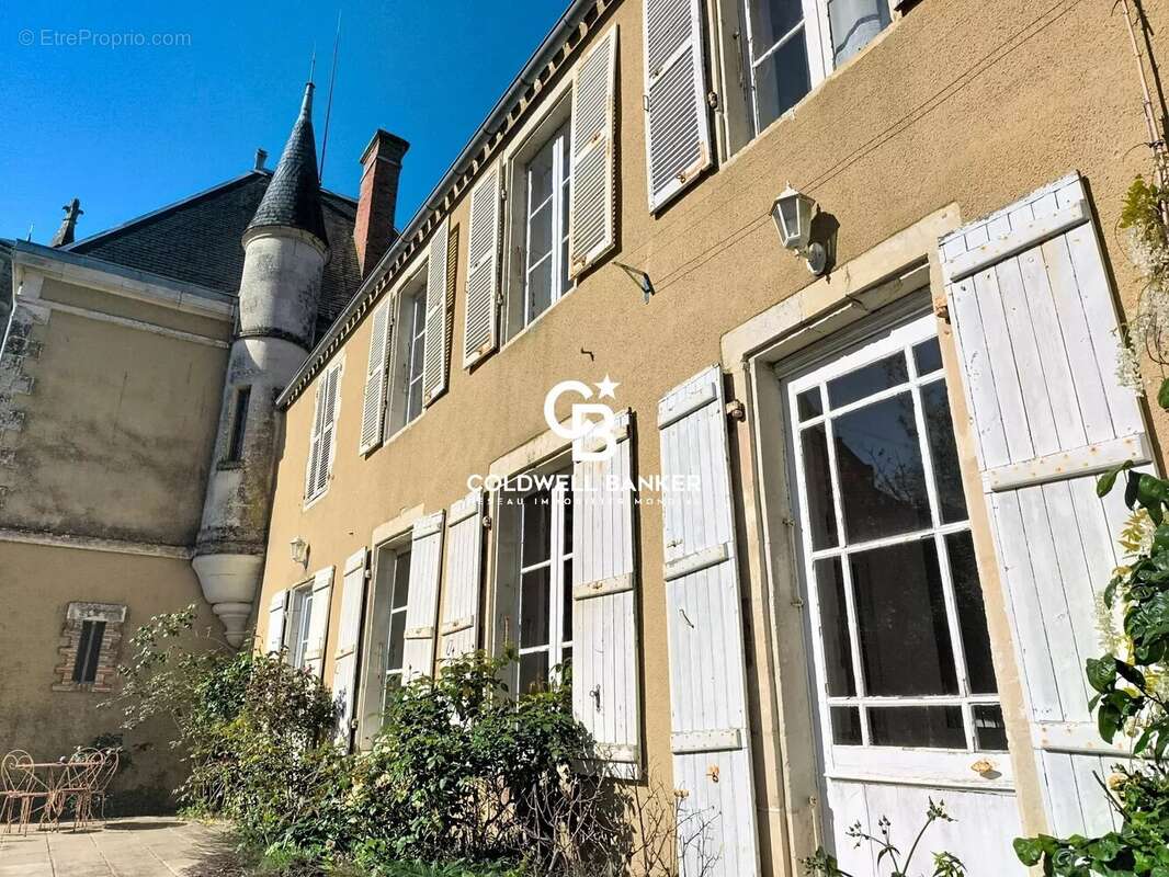 Maison à TALMONT-SAINT-HILAIRE