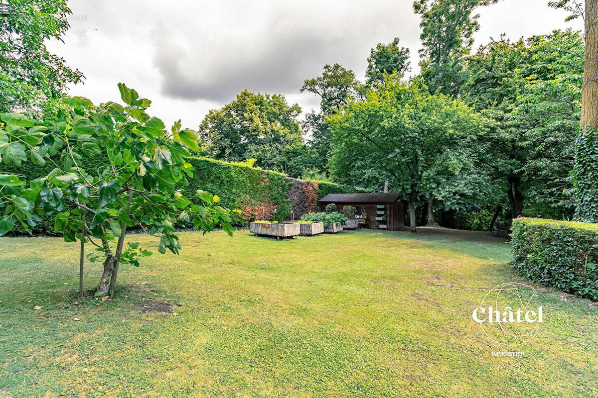 Axe Senlis - Crépy en Valois - Maison avec garage - piscine - jardin - photo 3
