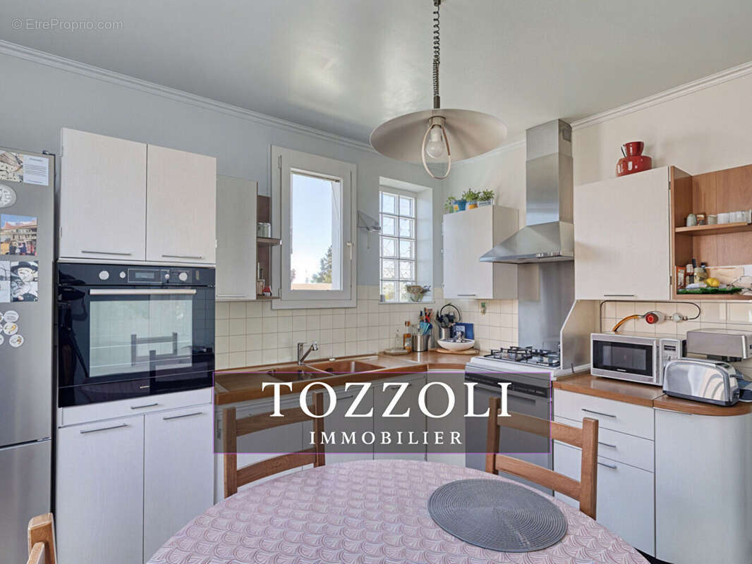 Maison à SAINT-QUENTIN-FALLAVIER