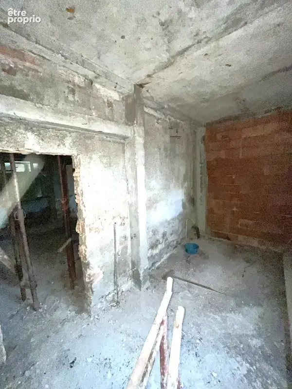 MAISON sur deux niveaux de 97 m² à RENOVER - photo 8