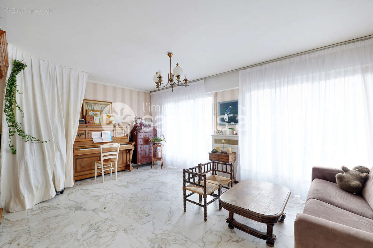 Maison à CARRIERES-SUR-SEINE