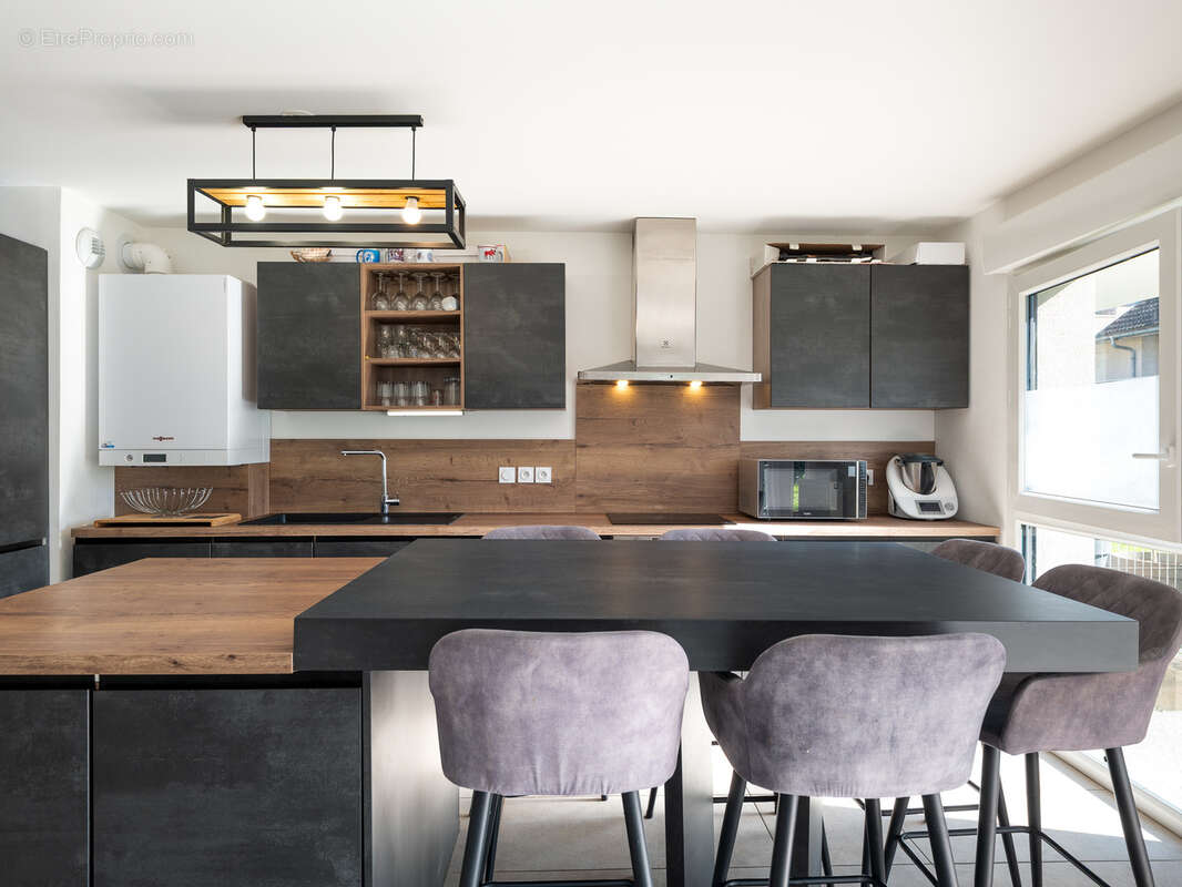 Appartement à SAINT-JORIOZ