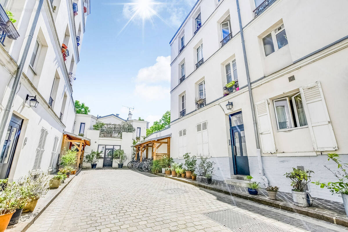 Appartement à PARIS-19E