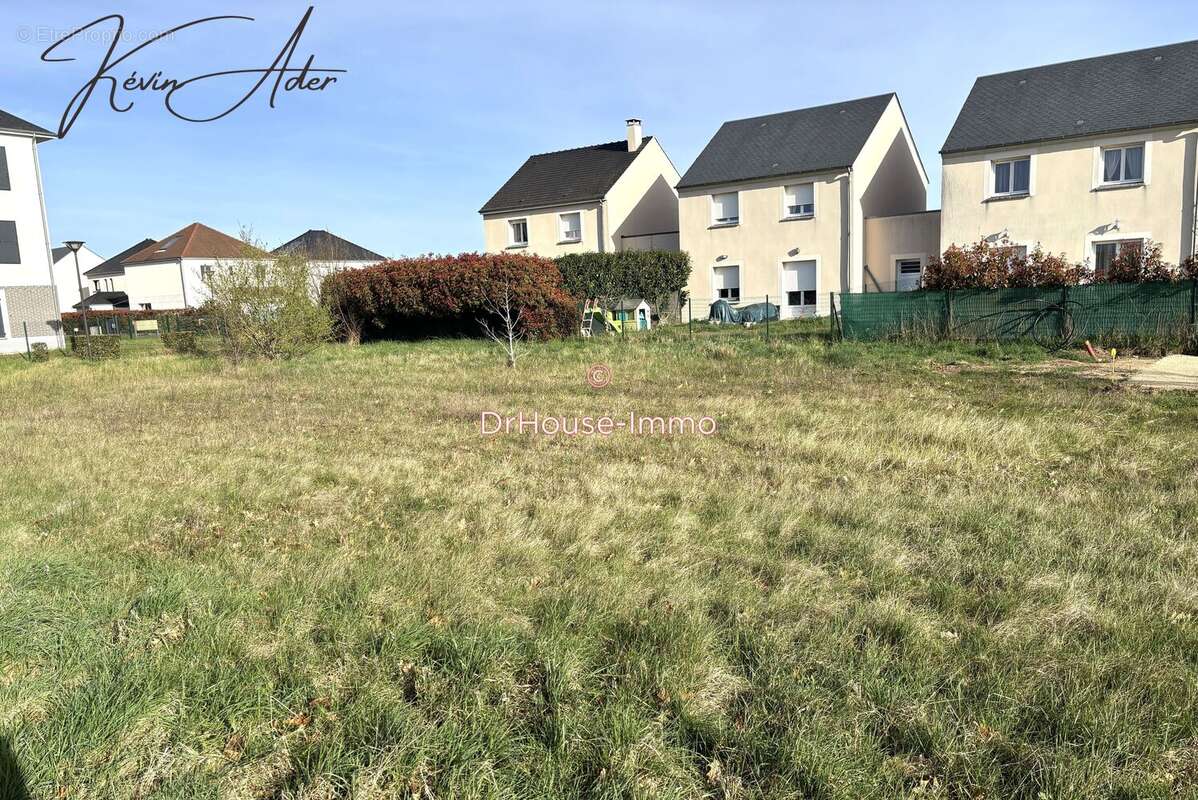 Terrain 741 m² à Olivet  - photo 2
