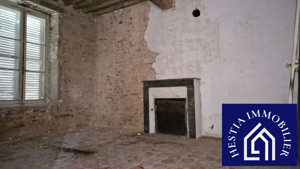 Maison à LACOUR-D&#039;ARCENAY