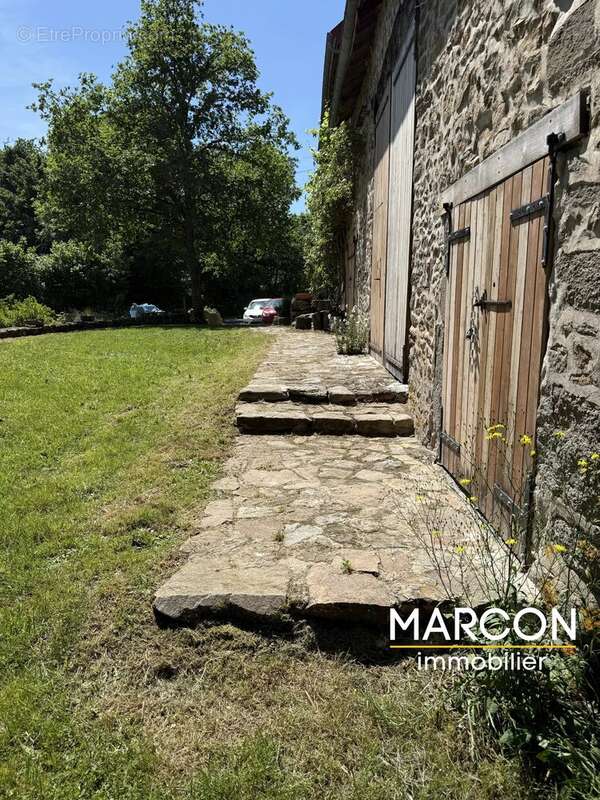 Belle fermette de 176 m² - Secteur JARNAGES - photo 54