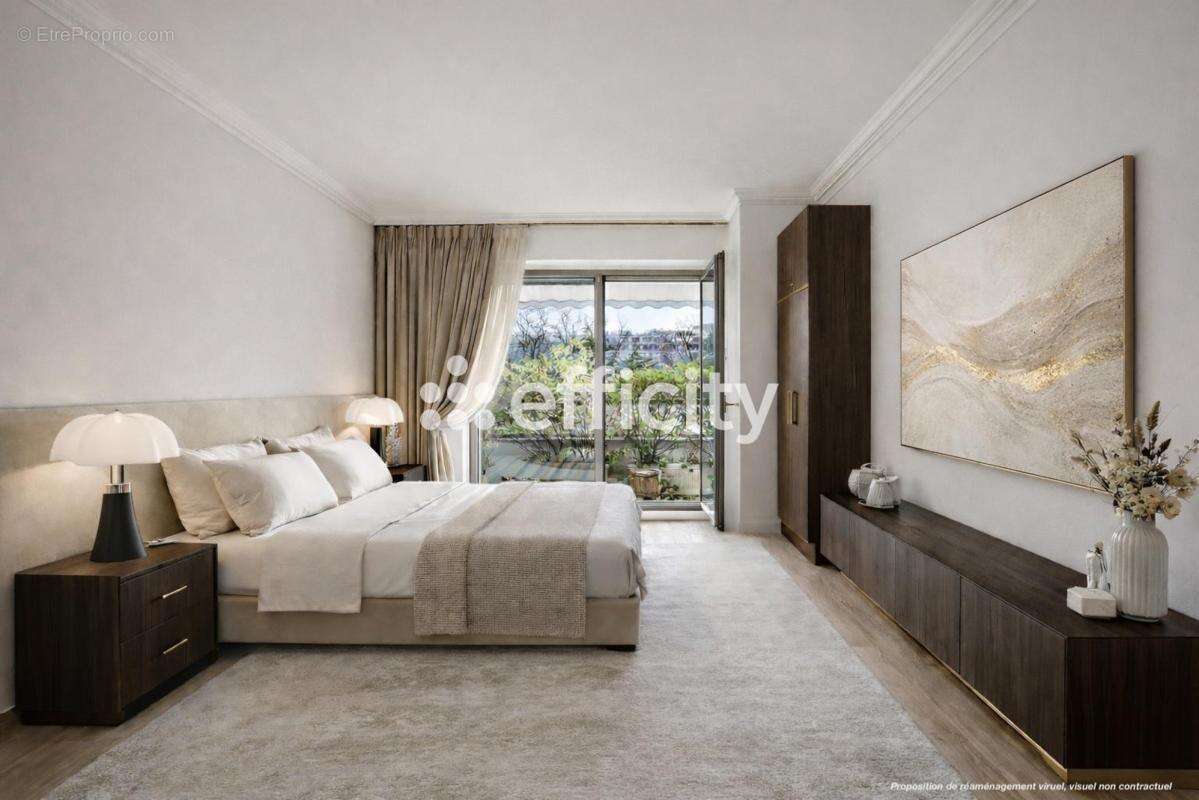 Appartement à PARIS-16E