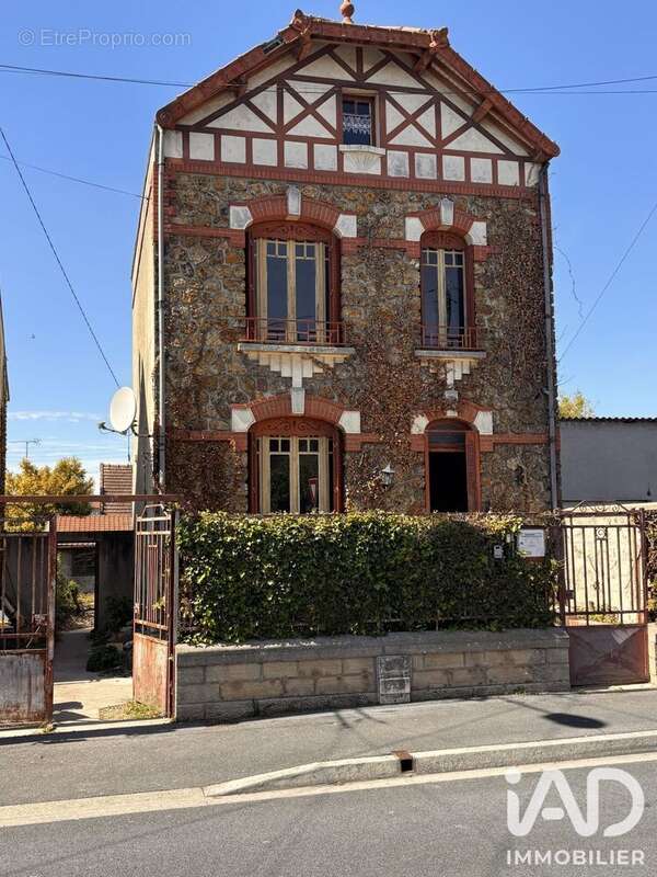 Maison 87 m² à Romilly-Sur-Seine  - photo 2