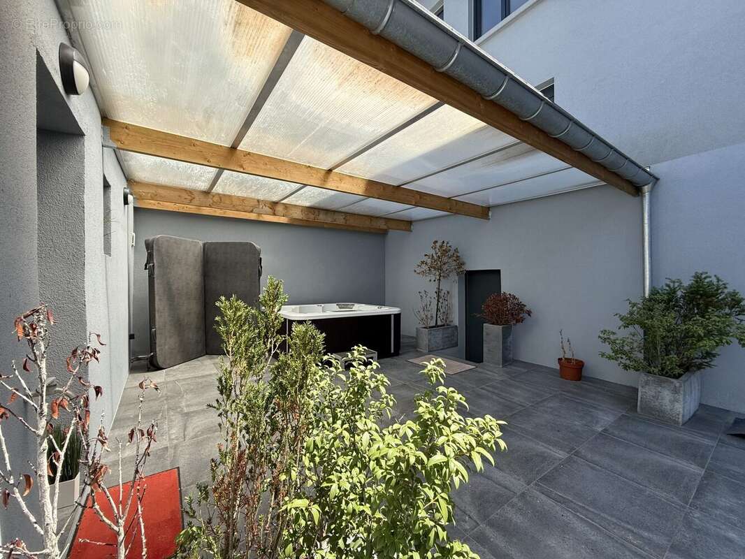 Maison à MONTIGNY-LES-METZ