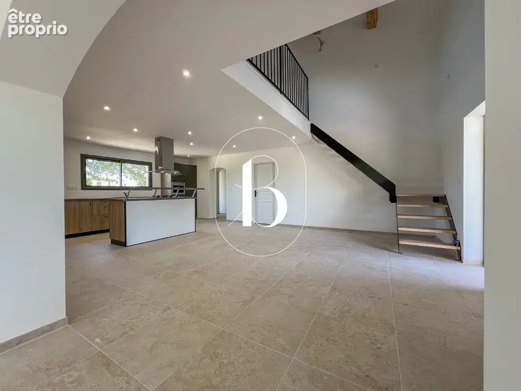 Maison 265 m² à Goudargues  - photo 12