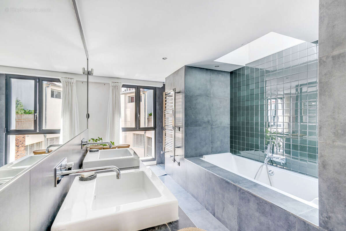 Maison à PARIS-13E
