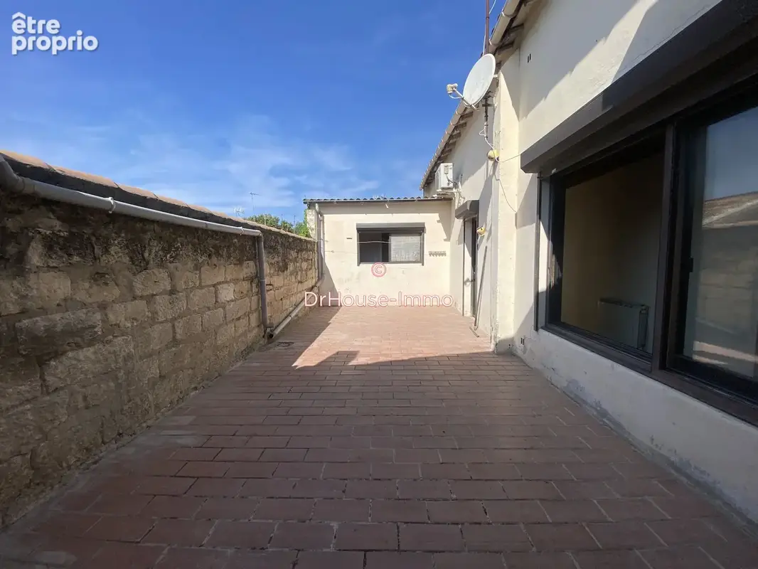 Maison 4 pièces 111 m² à vendre à Aigues-Mortes (30220) - photo 4