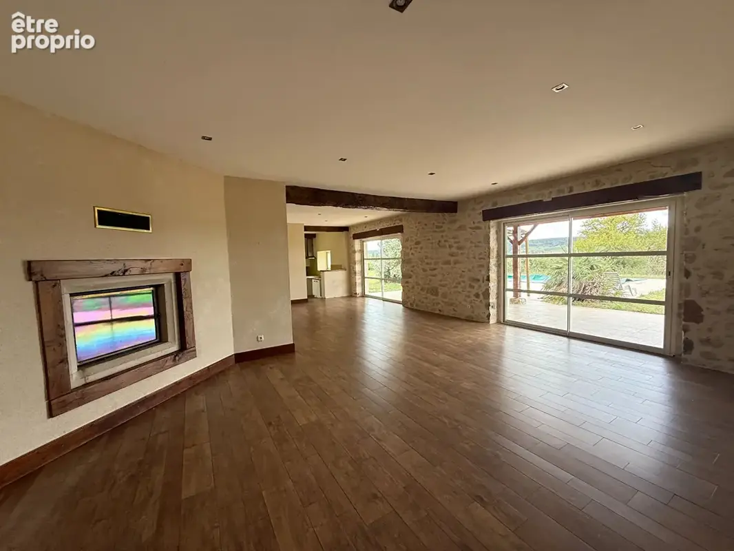 Maison en pierres avec piscine au calme - photo 17