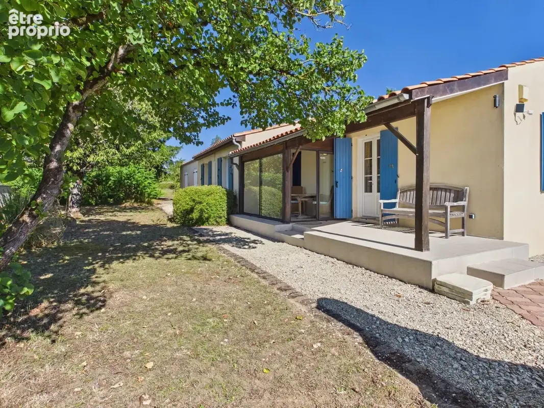 Maison de plain‑pied avec piscine chauffée - photo 16