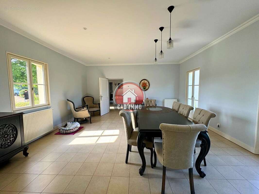 Maison à SAINT-NEXANS