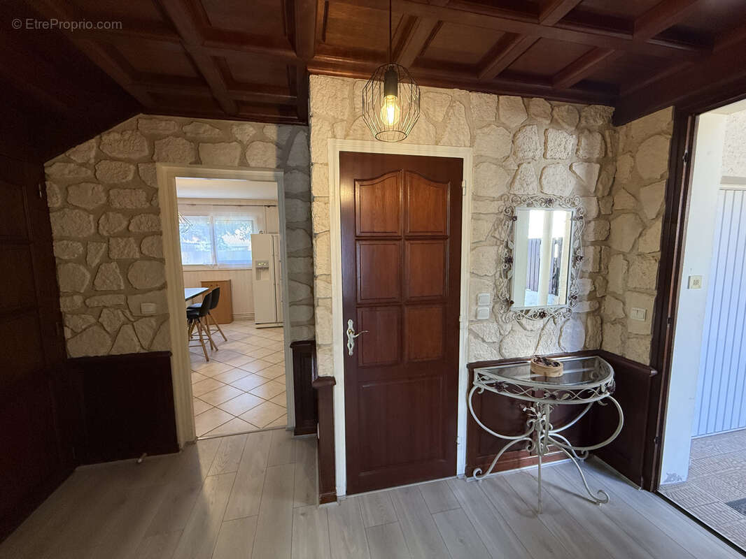 Maison à CHARVIEU-CHAVAGNEUX