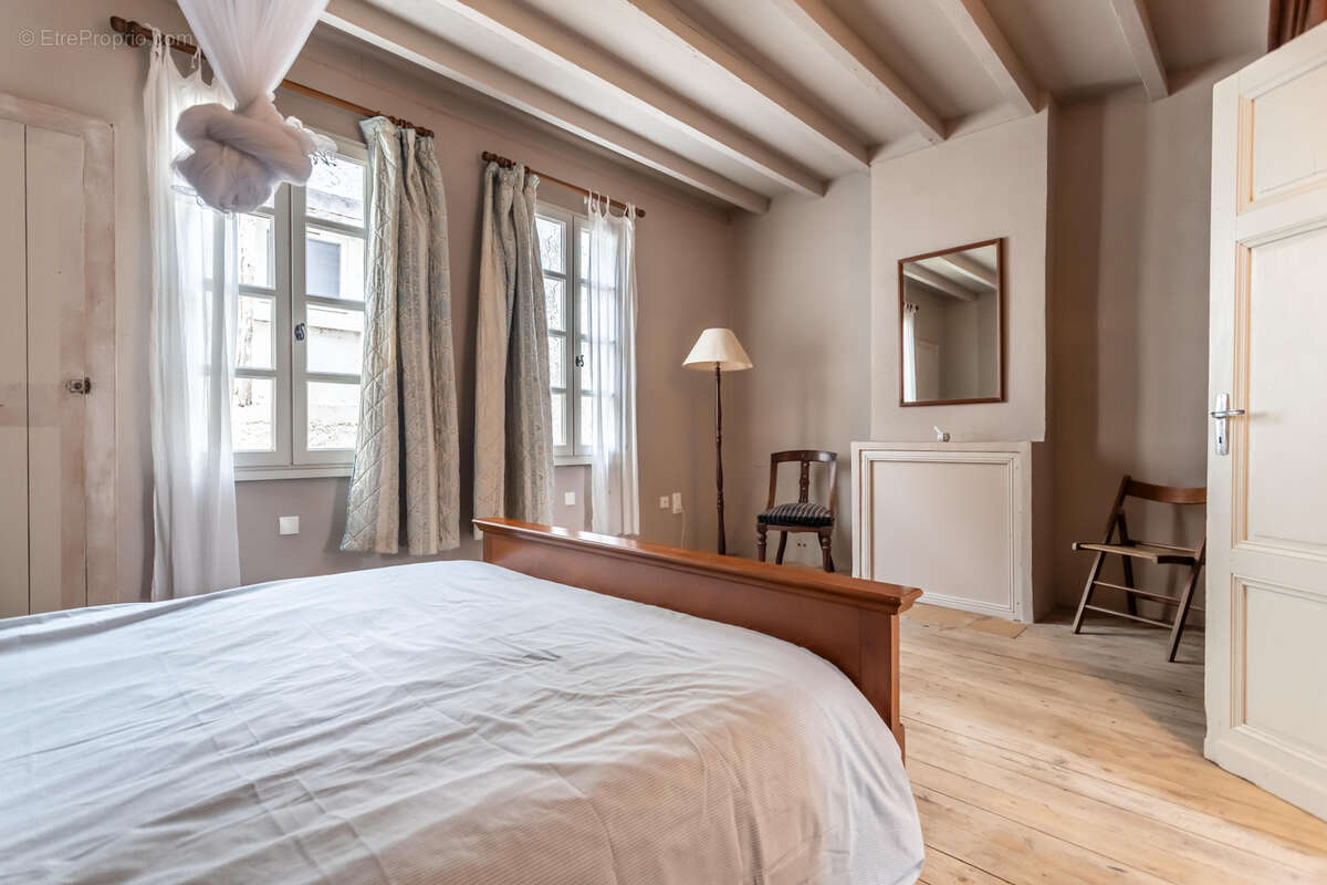 Maison de village avec jardin et garage - photo 17