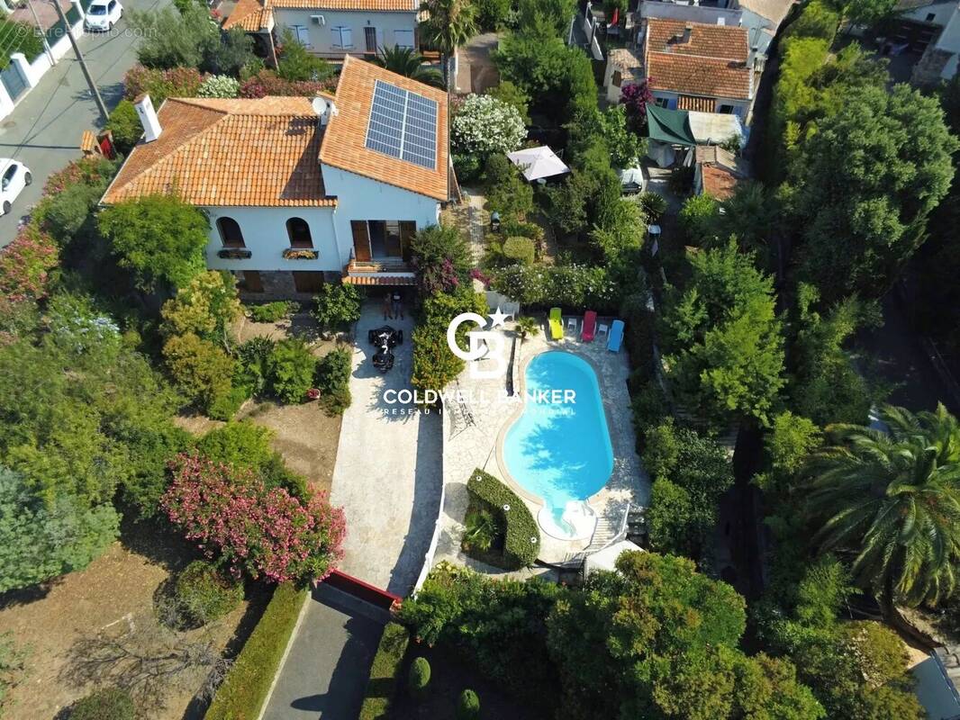 Maison à SAINT-RAPHAEL