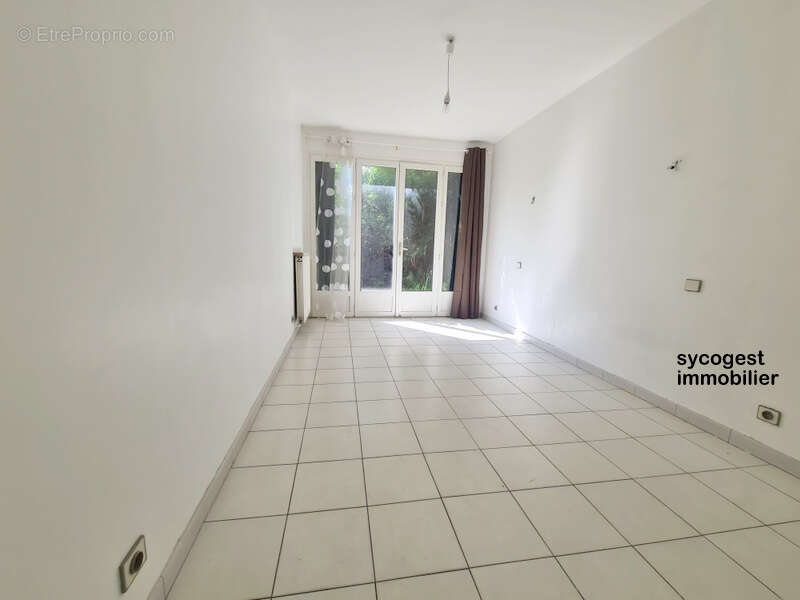 Maison à BOBIGNY