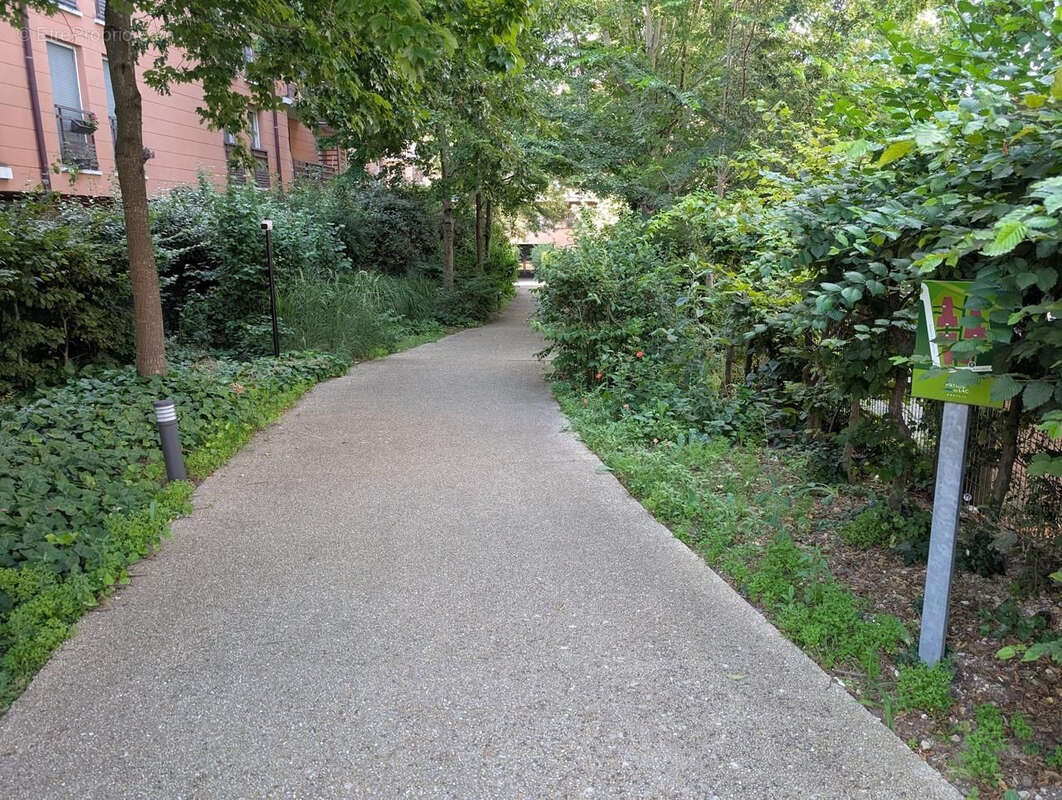 Appartement 49 m² à Creteil  - photo 9
