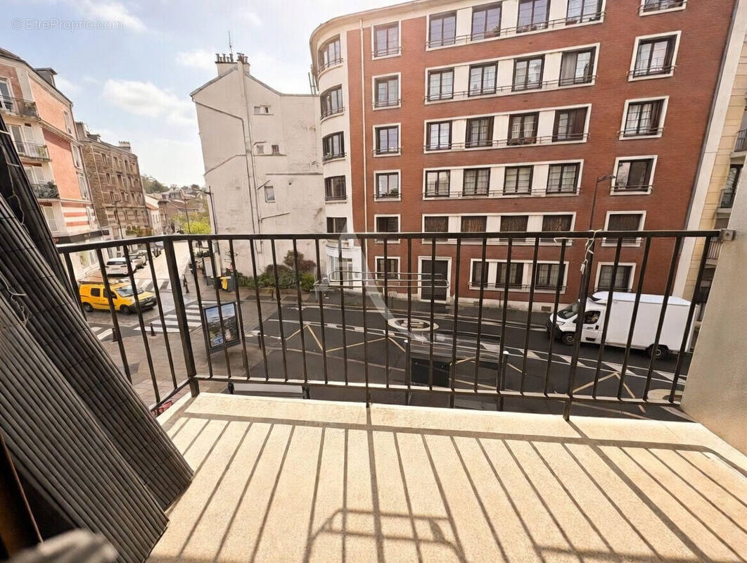 Appartement à FONTENAY-SOUS-BOIS