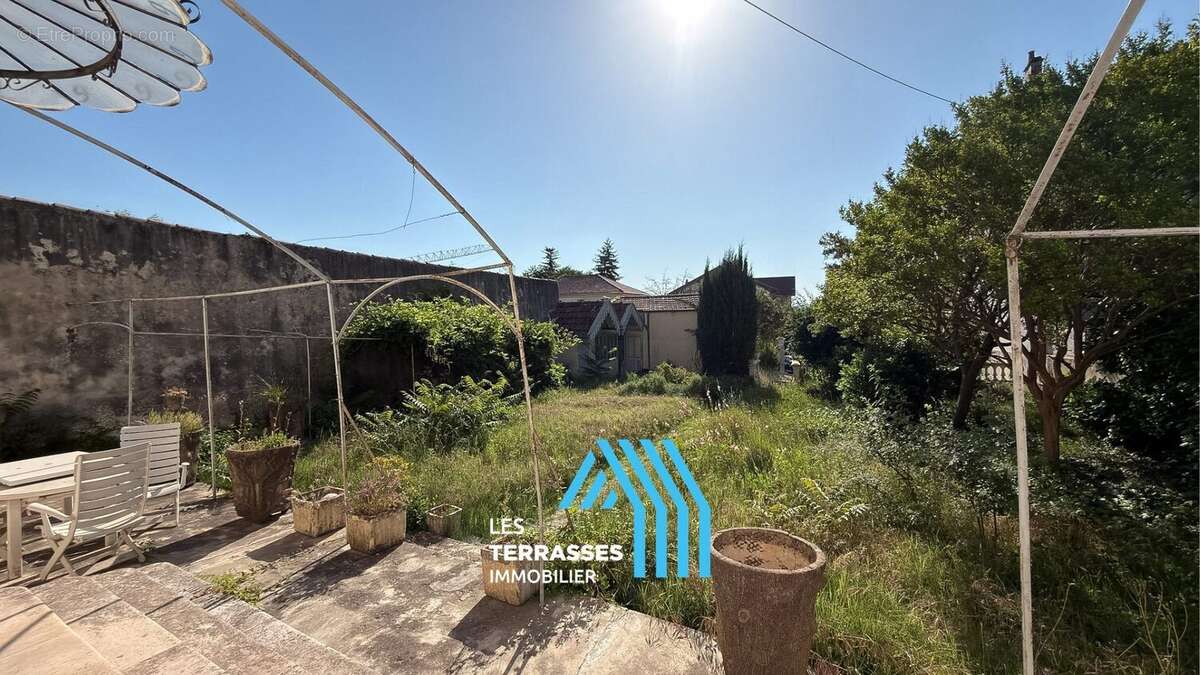 Maison à LE TEIL