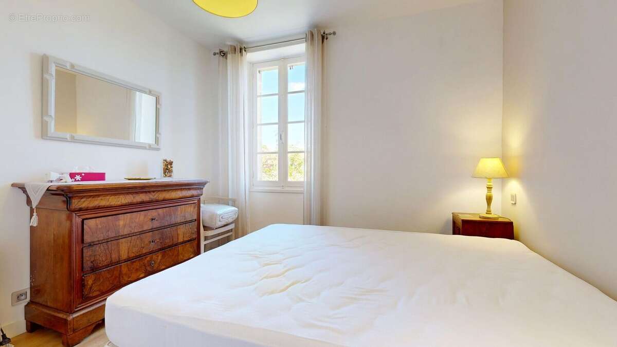 Ch 3 Etage - Maison à COUX-ET-BIGAROQUE