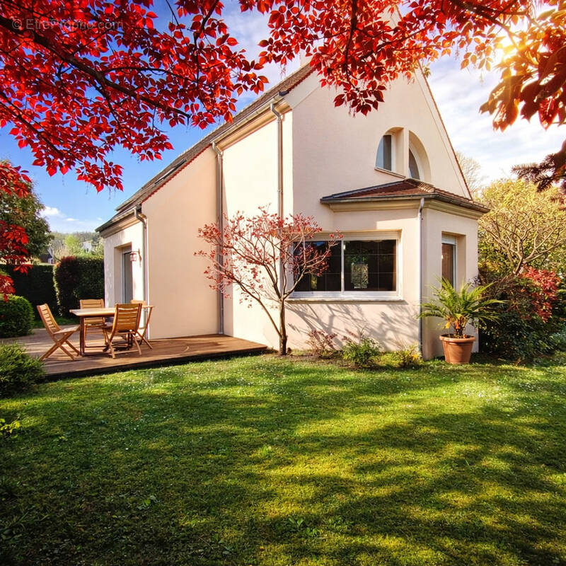 Maison à MONTLIGNON