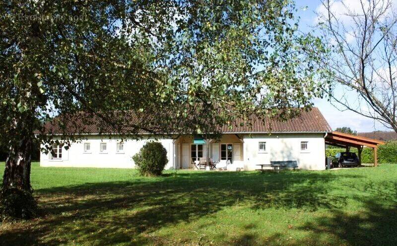 Maison à LA GENETE