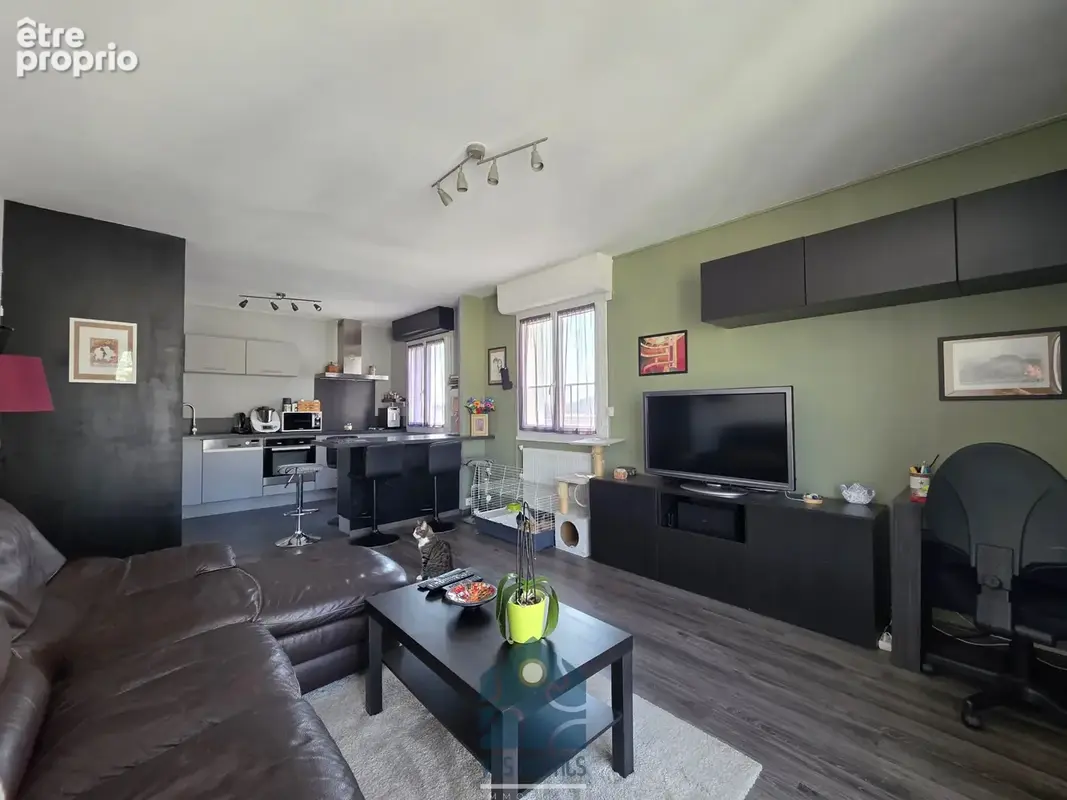 Appartement trois pièces avec stationnement privatif - photo 2