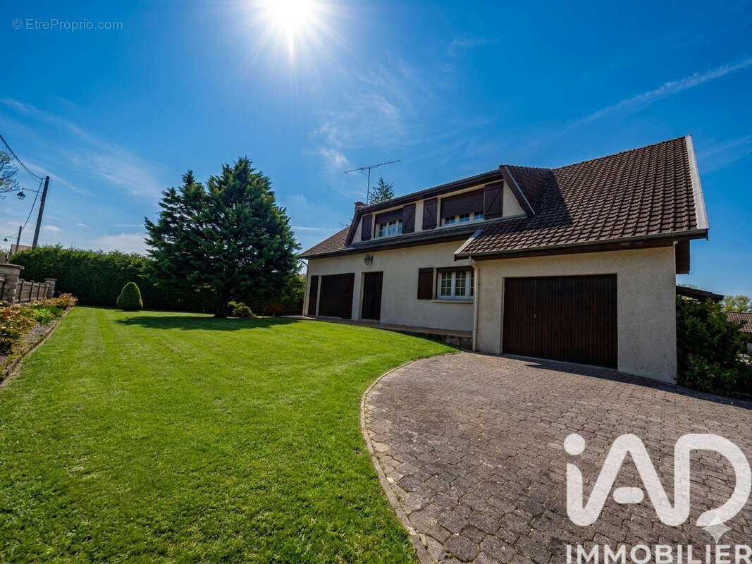 Photo 1 - Maison à SAINT-AMAND-SUR-FION