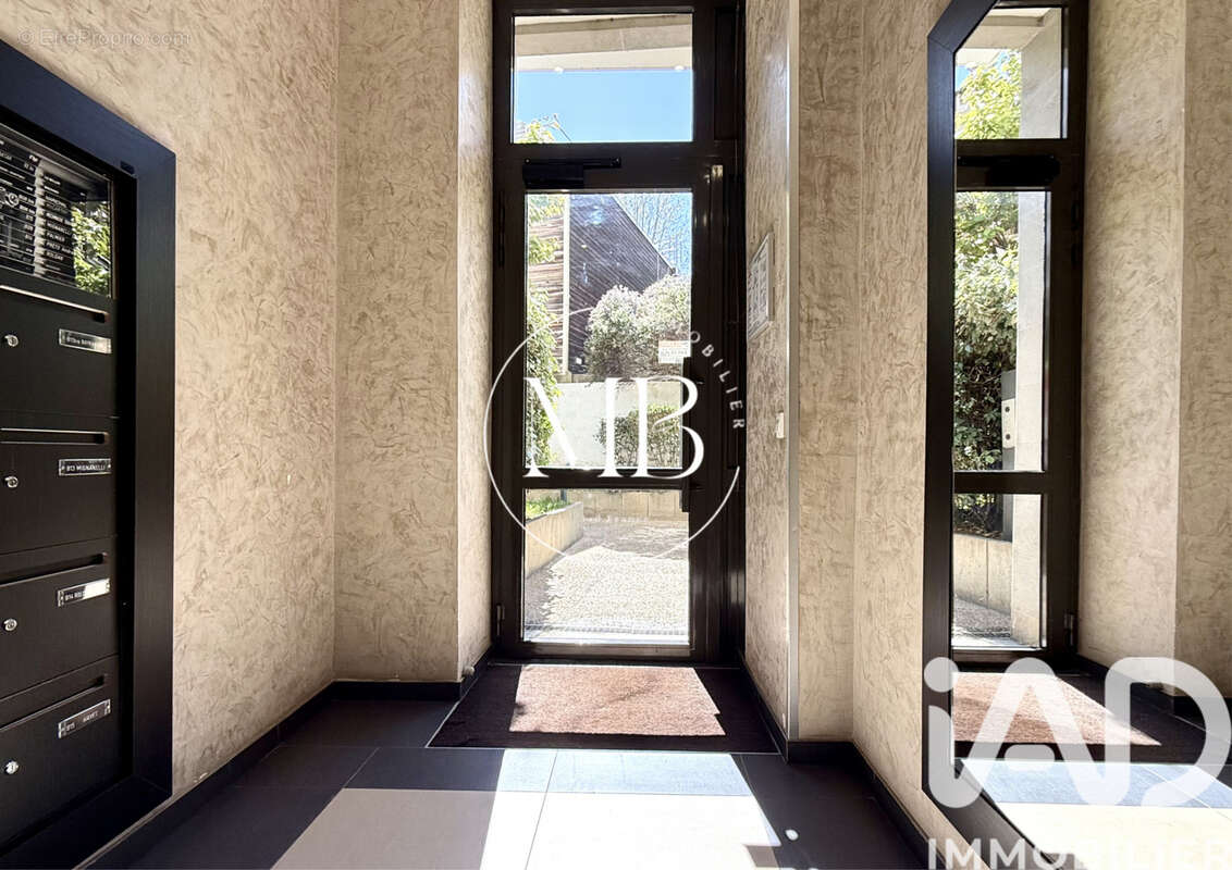 Photo 4 - Appartement à AUBERVILLIERS