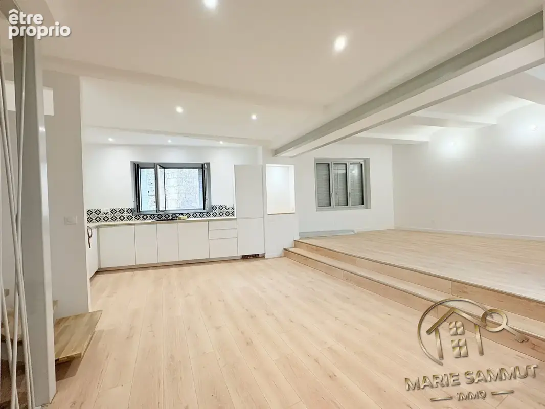 Maison 4 pièces 94 m² à vendre à Saint-Genies-Des-Mourgues (34160) - photo 3
