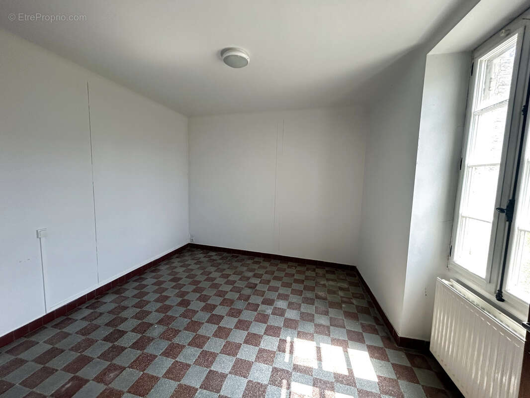 Maison à LE LOROUX-BOTTEREAU