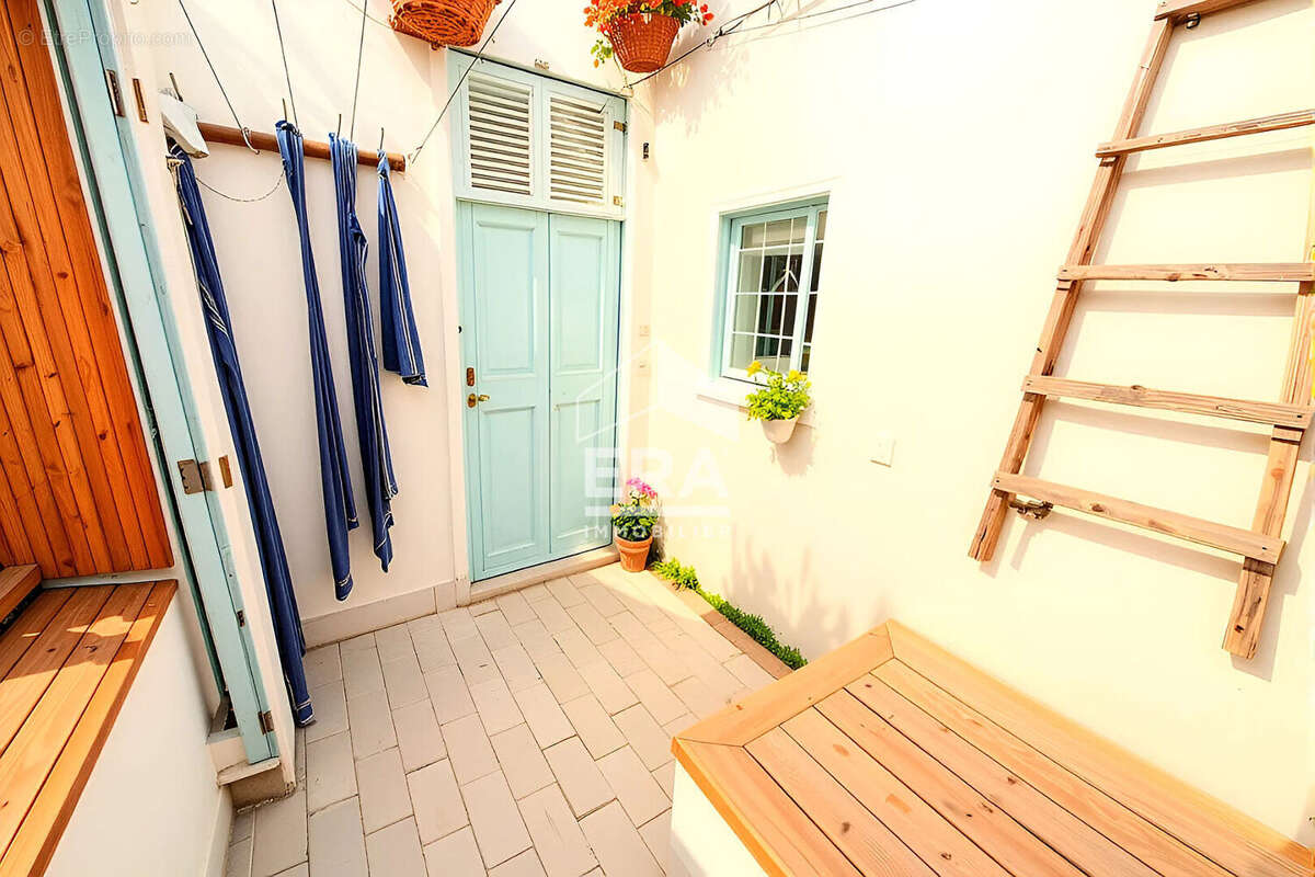 Maison à MARSEILLE-5E