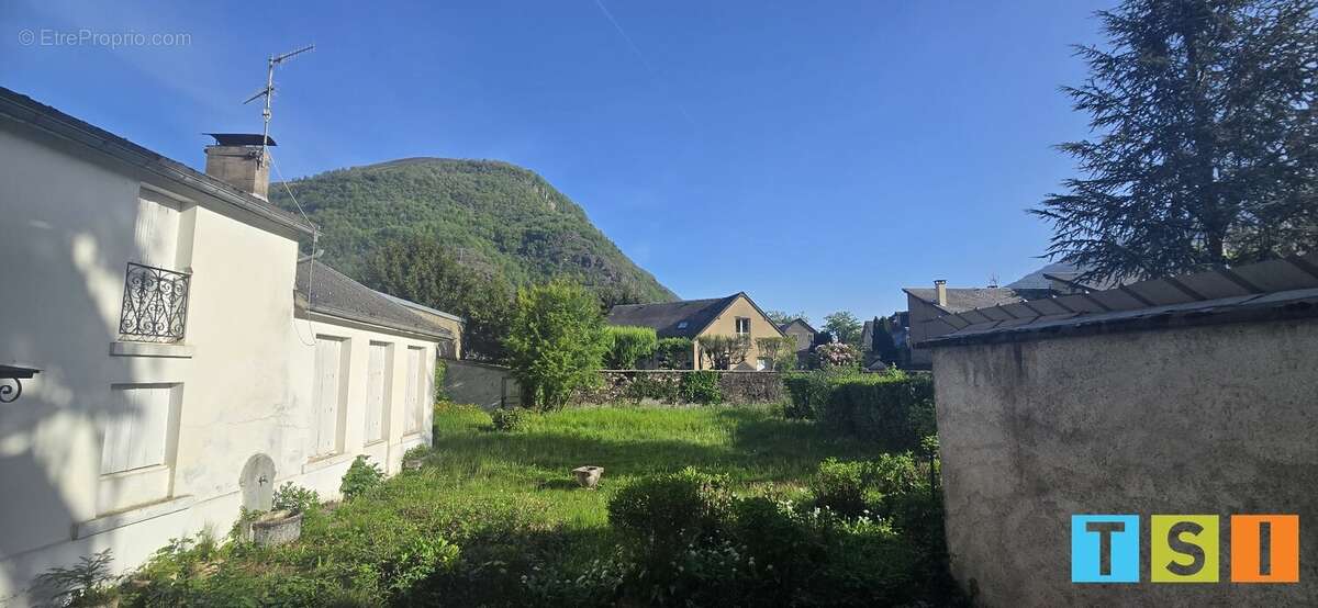 Appartement à BAGNERES-DE-LUCHON