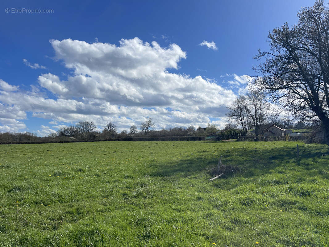 Maison à MARCILLAT-EN-COMBRAILLE