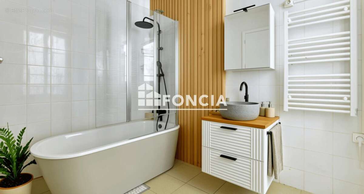Appartement à PARIS-3E