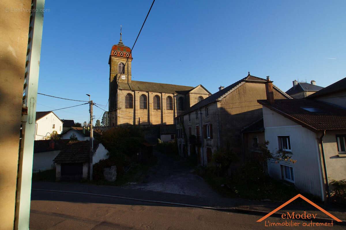 Maison à FOUGEROLLES