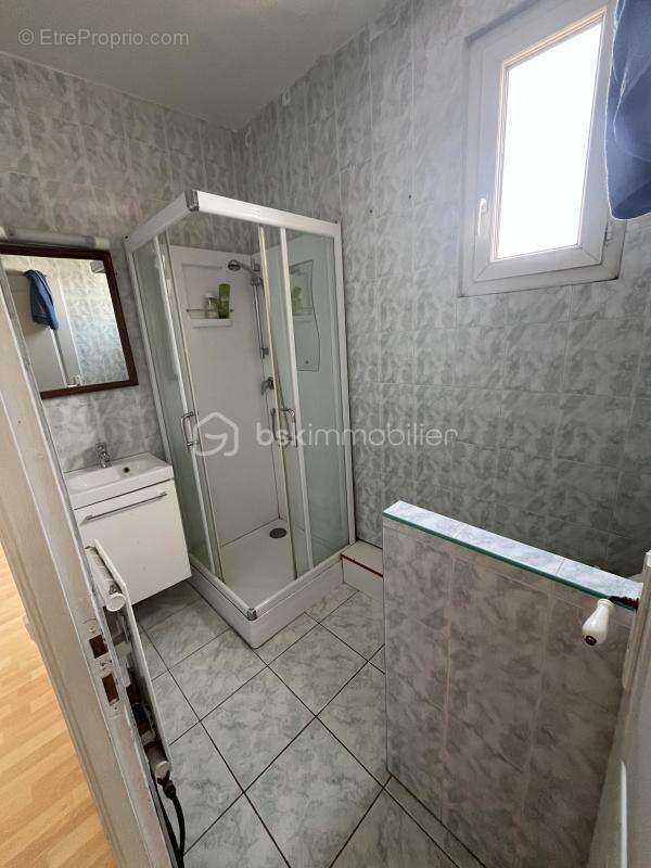 Nanterre — maison 4 chambres + dépendance 36m²  fort potentiel investisseur - photo 13
