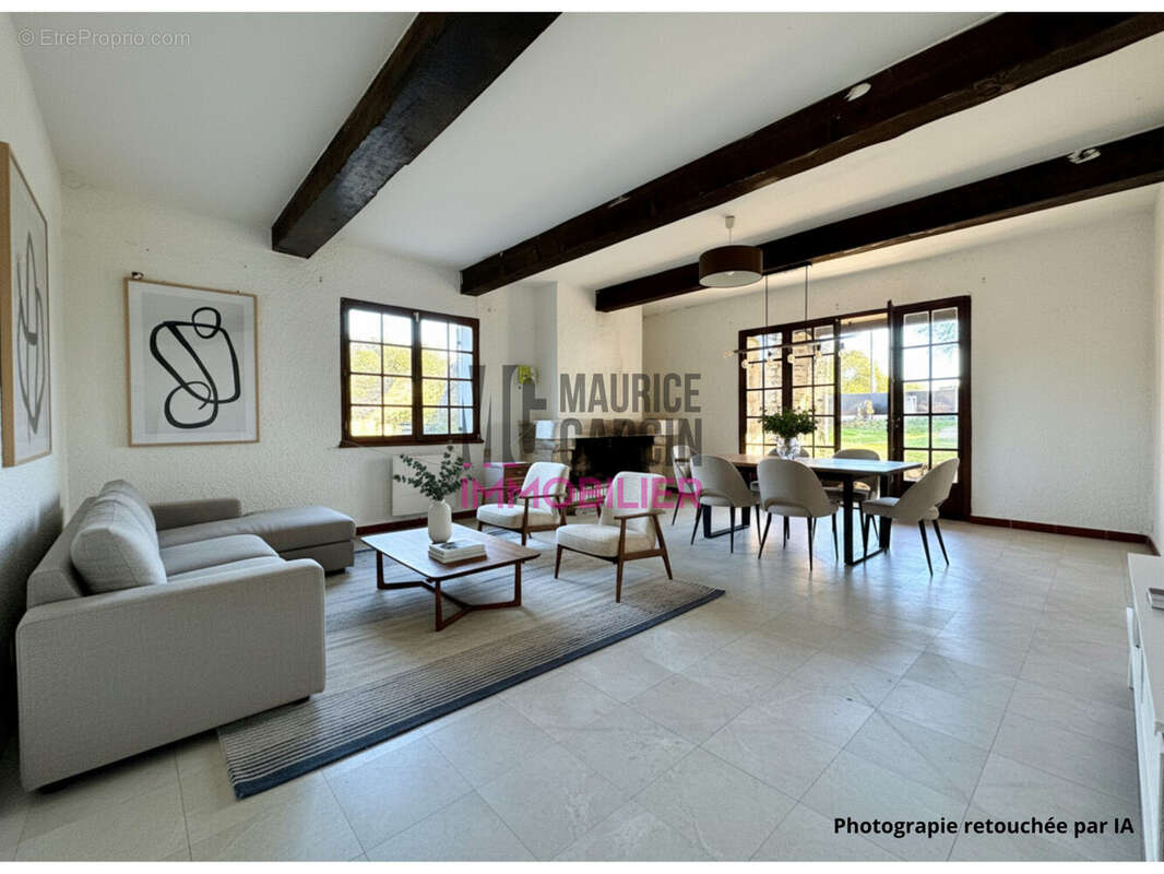 Maison à PERNES-LES-FONTAINES