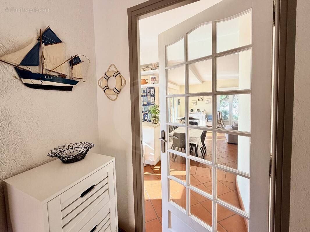 Appartement à BOUZIGUES