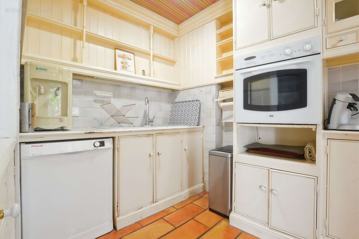Maison de caractère 186 m² – 5 chambres dont 4 suites parentales – Terrasse – Causses-et-Veyran - photo 5