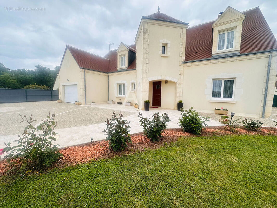 Maison à SAINT-BOHAIRE