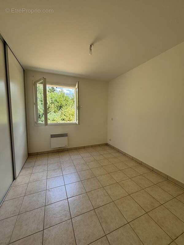 Maison 115 m² à Saint-Roman  - photo 5